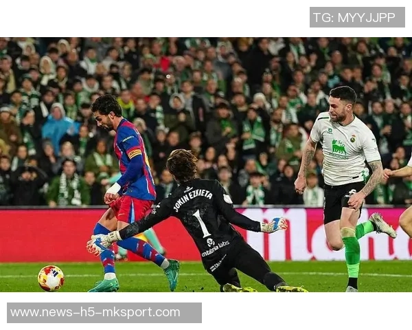 阿什拉夫期待再战巴萨两队风格相似引发关注