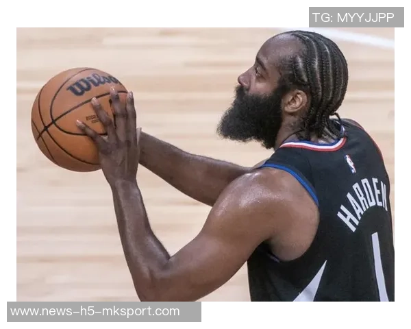 哈登半场正负值创低迷纪录迈阿密再现惨淡表现令人担忧